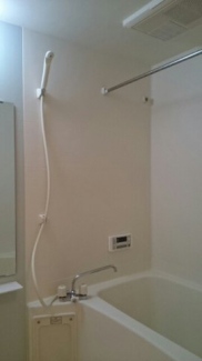 日々の疲れを癒すお風呂付です