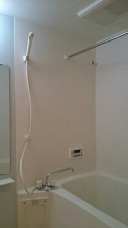 日々の疲れを癒すお風呂付です