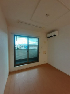 中はこのようになっています