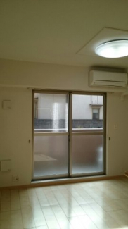 ゆったり過ごせるリビングです