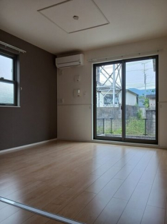 明るい室内です