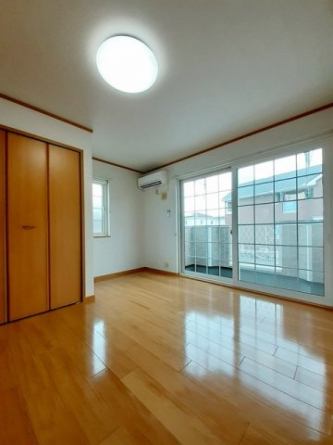 明るい室内です