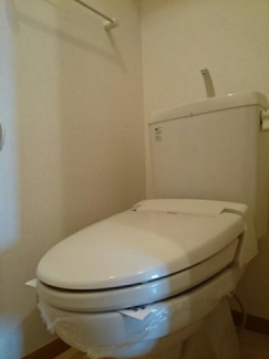 シンプルで使いやすいトイレです