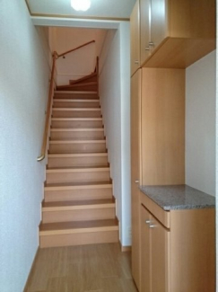 シンプルで使いやすい玄関です