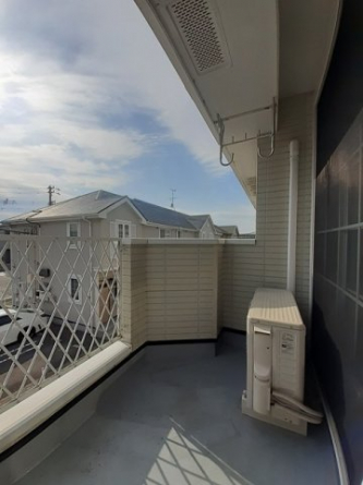 陽当たり良好なバルコニーです