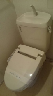 シンプルで使いやすいトイレです