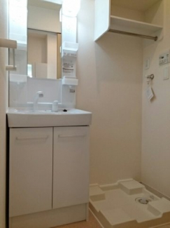 コンパクトで使いやすい洗面所