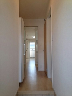 シンプルで使いやすい玄関です