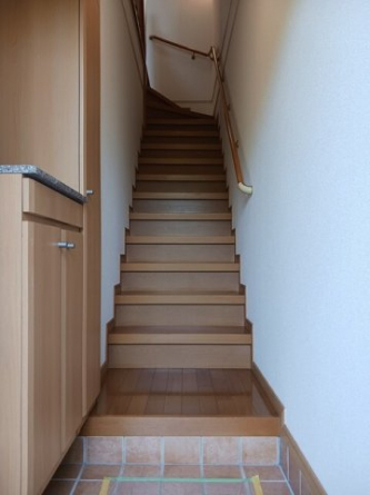 収納もある玄関です