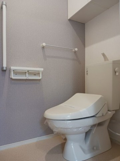 コンパクトで使いやすいトイレです