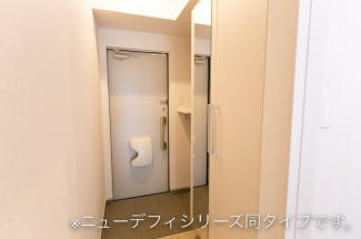 毎日通る玄関はこちらです