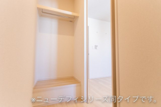 たっぷりとした収納スペースです