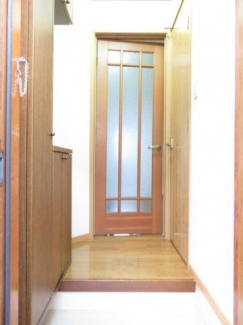 毎日通る玄関はこちらです