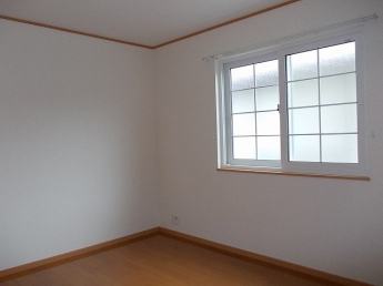 明るい色調の室内です