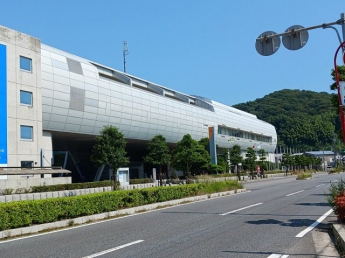 アイテムえひめ様まで1300m