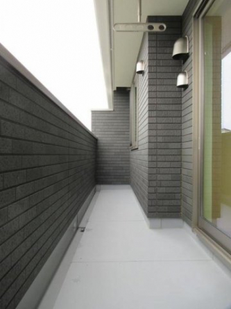 陽当たり良好なバルコニーです