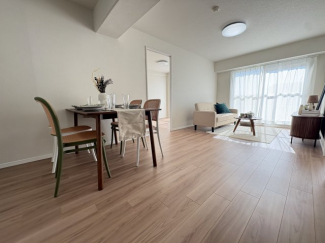 【居間・リビング】