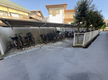 プリオーレ美山台１番館の画像