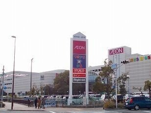 リバーシティまで2000m