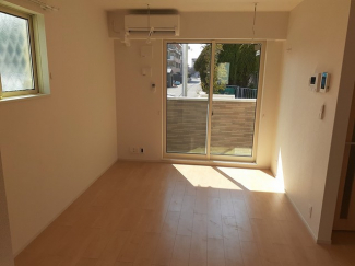 こちらの居間で趣味の時間をお楽しみください