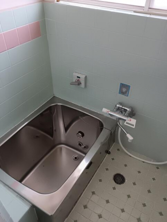 新居浜市中萩町のアパートの画像