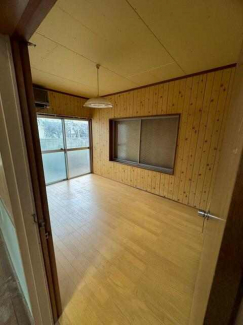 東温市見奈良の一戸建ての画像