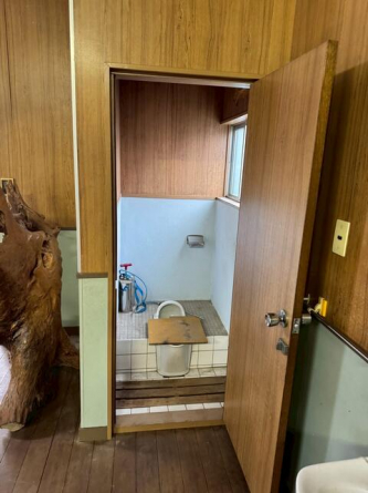 東温市見奈良の一戸建ての画像