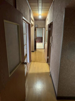 東温市見奈良の一戸建ての画像