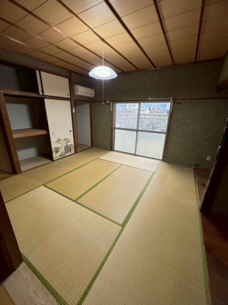 東温市見奈良の一戸建ての画像