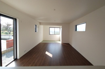 【居間・リビング】