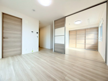 【居間・リビング】