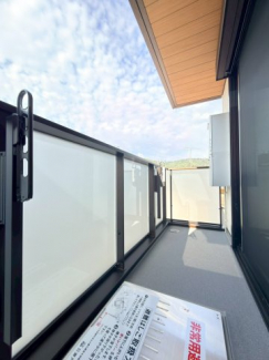 【バルコニー】