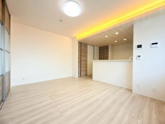 【居間・リビング】