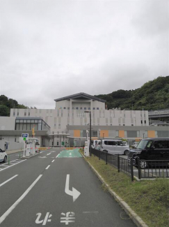 市立八幡浜総合病院まで496m