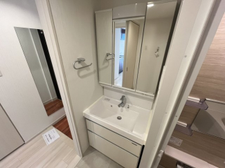 広い洗面スペース