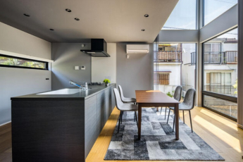 【居間・リビング】