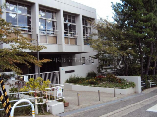 朝日ヶ丘小学校まで500m