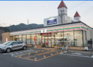 セブンイレブン篠山大沢店まで490m