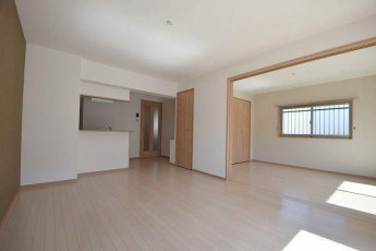 【居間・リビング】