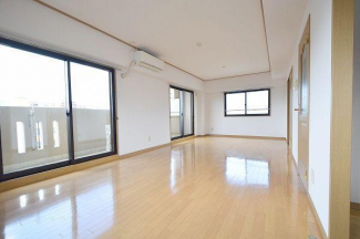 【居間・リビング】