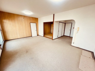 【居間・リビング】