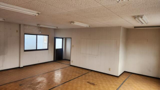 犬上郡豊郷町大字安食南の店舗事務所の画像