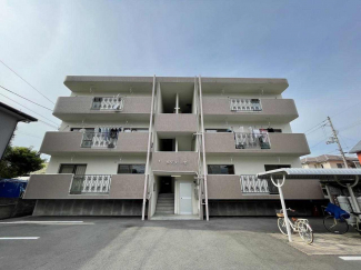 新居浜市新須賀町１丁目のアパートの画像