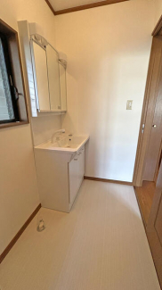 松山市越智１丁目の中古一戸建ての画像