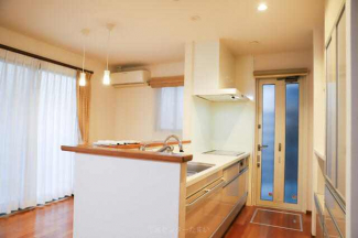 松山市南梅本町の中古一戸建ての画像