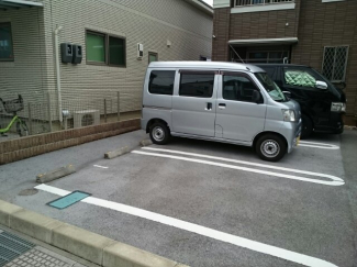【駐車場】