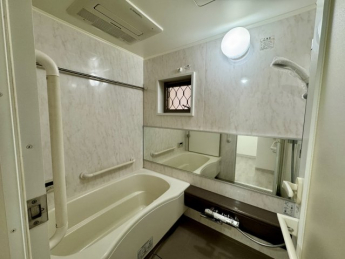 一日の疲れを癒すバスルーム♪シャワー、サーモスタット水栓交換しました♪