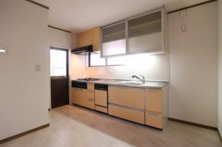 【居間・リビング】