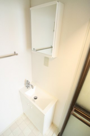 【洗面所】