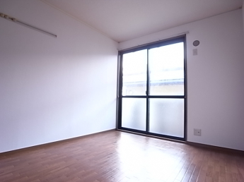 日当たり良好6帖洋室☆